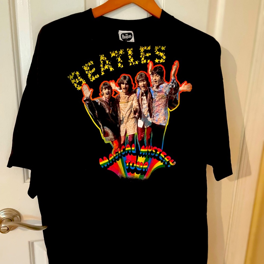Beatles Vintage- men XL Tshirt-smoke/pet free home-excellent condition